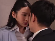 被要求學生並允許發生性關係的人妻教師 本莊鈴